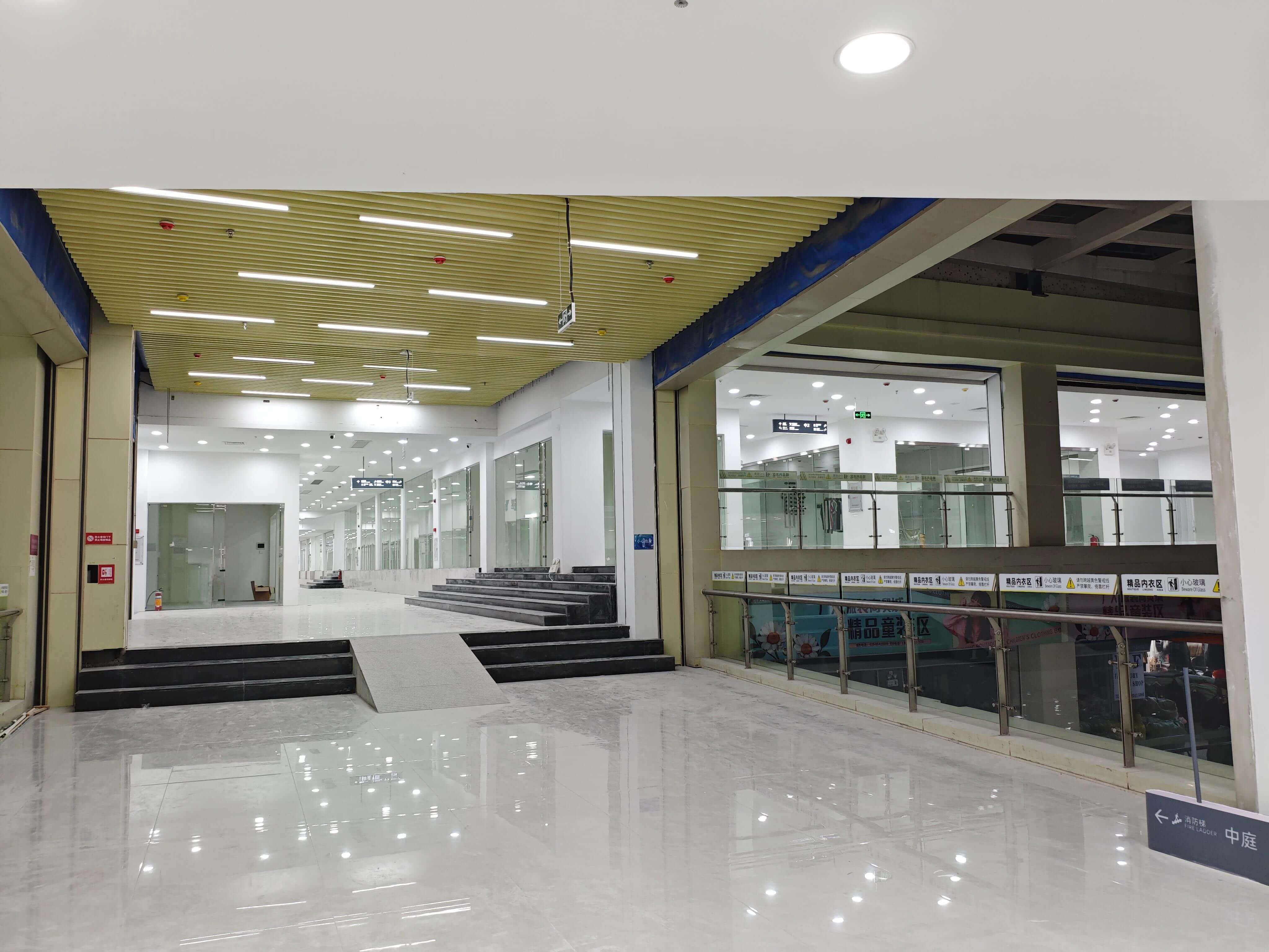 广大服装城E区三楼商铺装修工程(一标段、三标段)